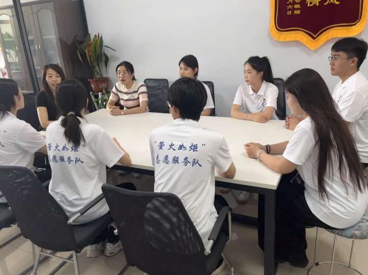  传递温暖 共育未来:山东信息职业技术学院学子开展暑期“三下乡”社会实践活动 