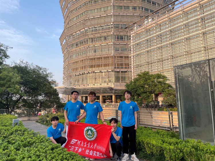  群众心中的音乐力量 