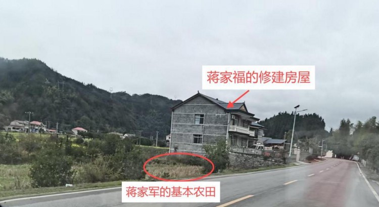  湖南怀化芷江镇土地使用乱象引关注，村民呼吁公正处理 