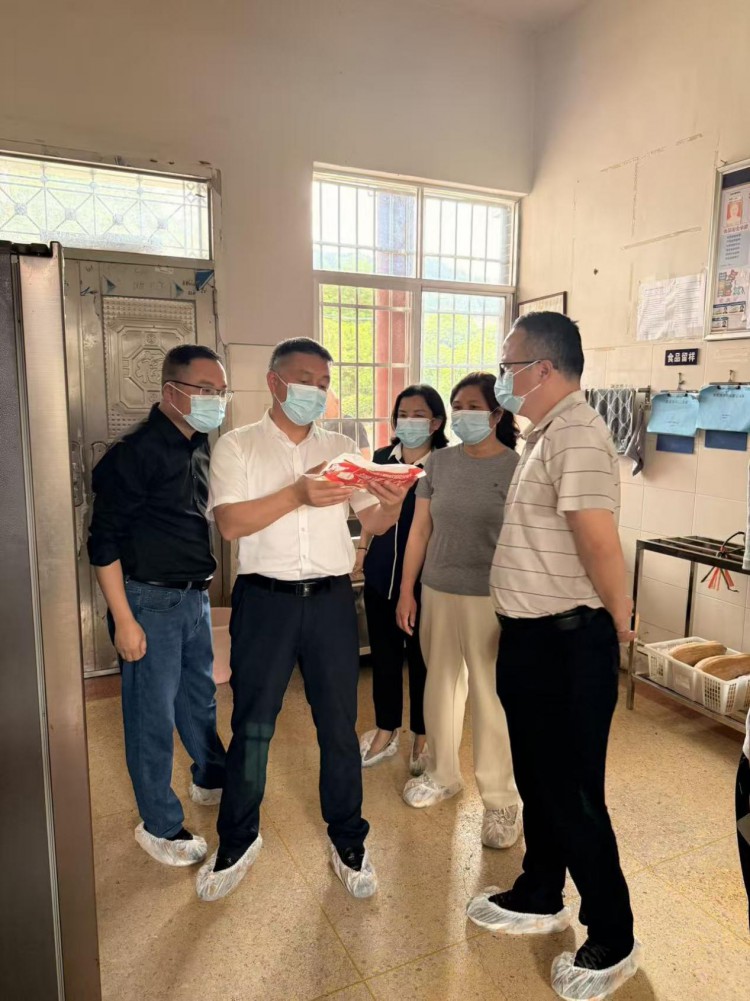  湖南沅陵县： 深入开展养老服务机构安全生产大排查大整治 