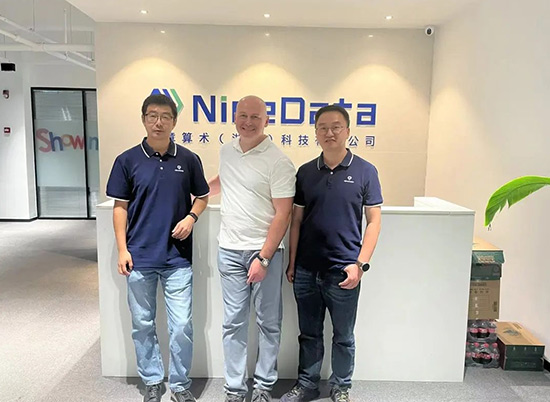 ClickHouse联合创始人Yury到访杭州玖章算术公司，引入NineData成为全球正式合作伙伴