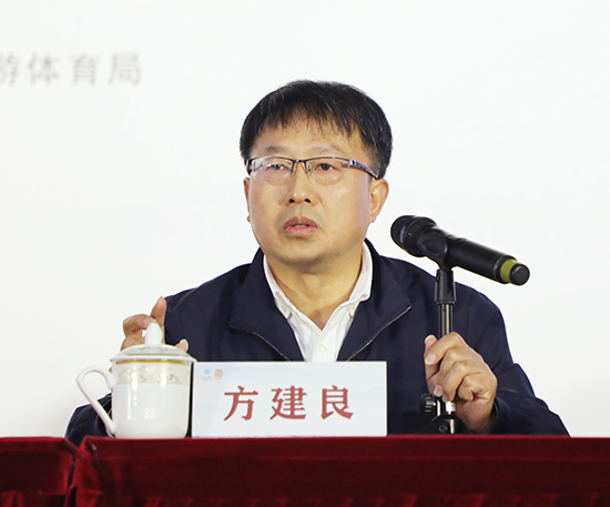 197A8937.png