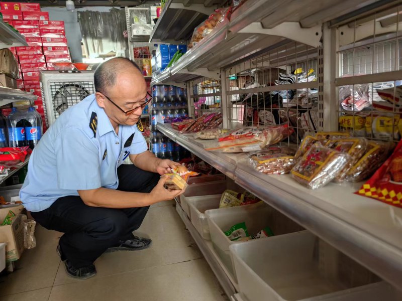  新疆若羌：强化散装食品监管 确保夏季食品安全 
