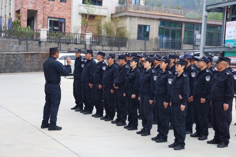  临沧市公安局临翔分局全警基本能力达标训练开训 