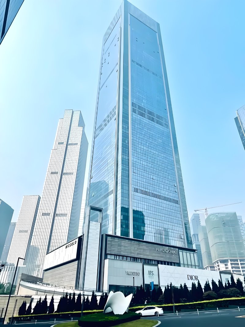 28国金中心.jpg